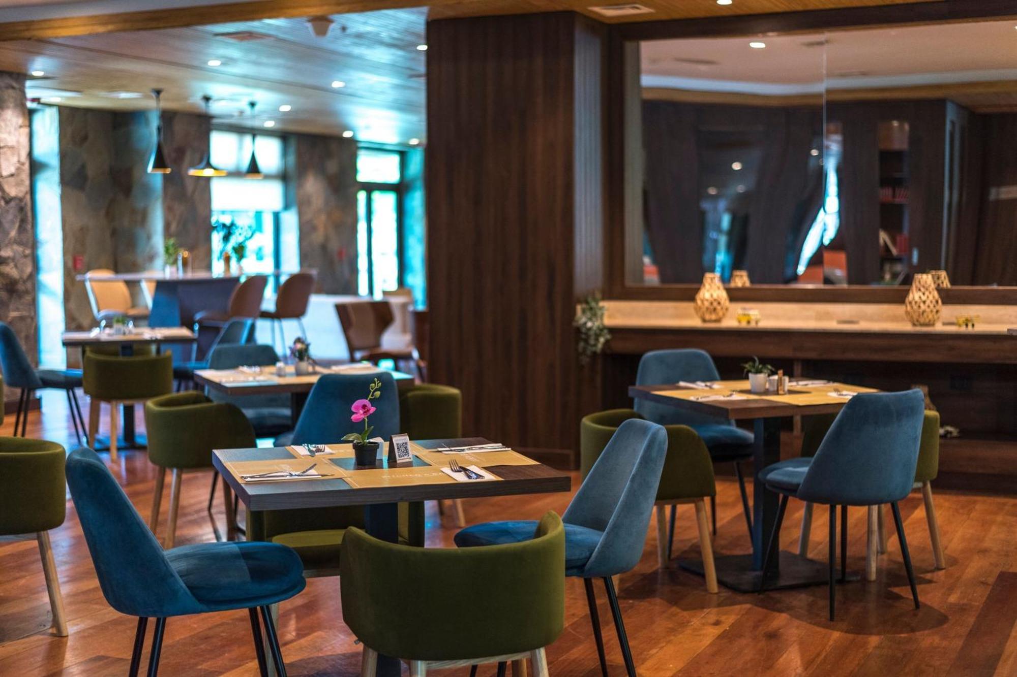 Courtyard By Marriott Puerto Montt Hotell Exteriör bild