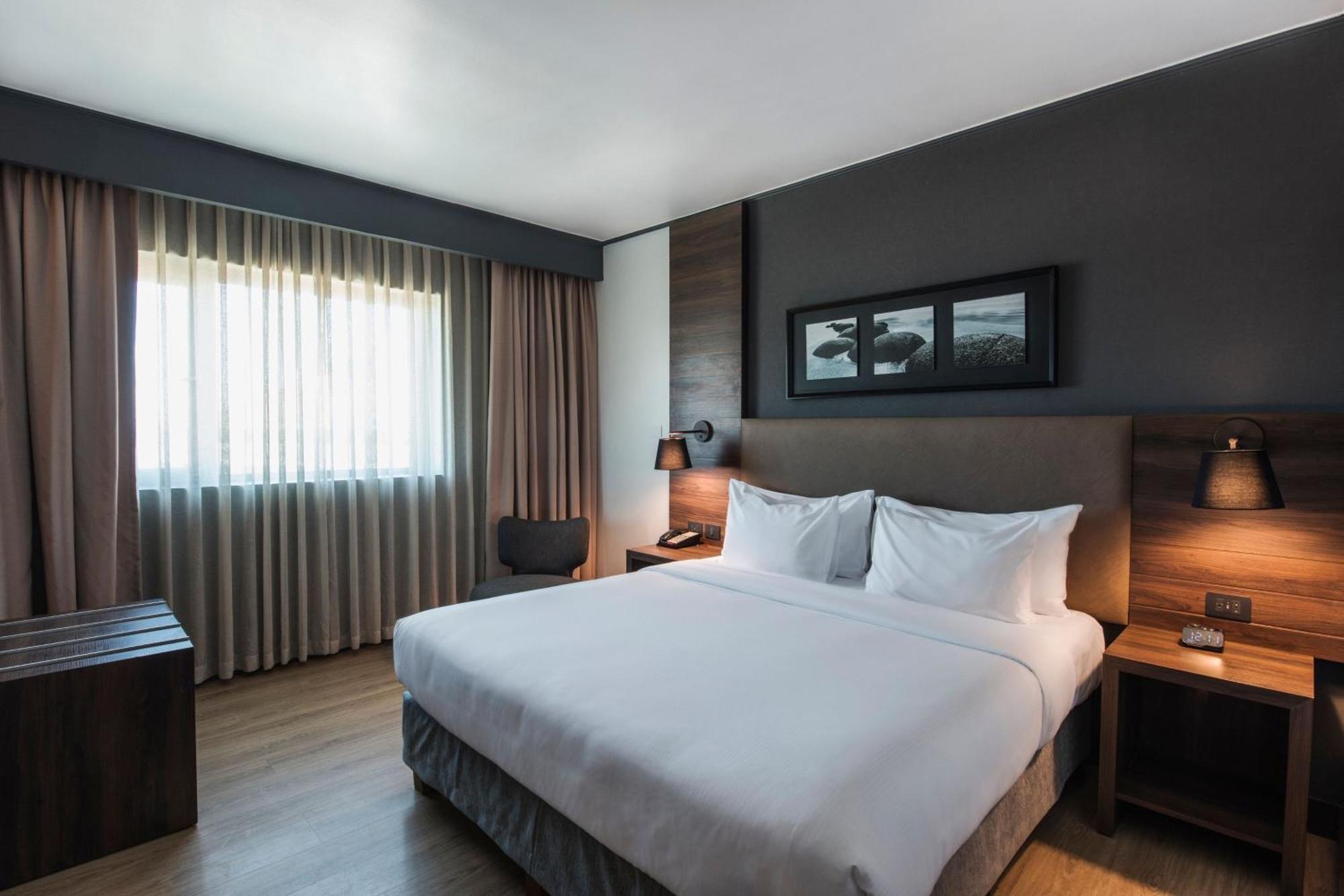 Courtyard By Marriott Puerto Montt Hotell Exteriör bild